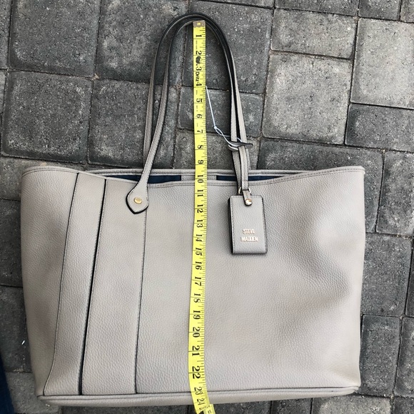 Steve Madden Starlet Oversized Faux Leather Tote - Picture 6 of 8